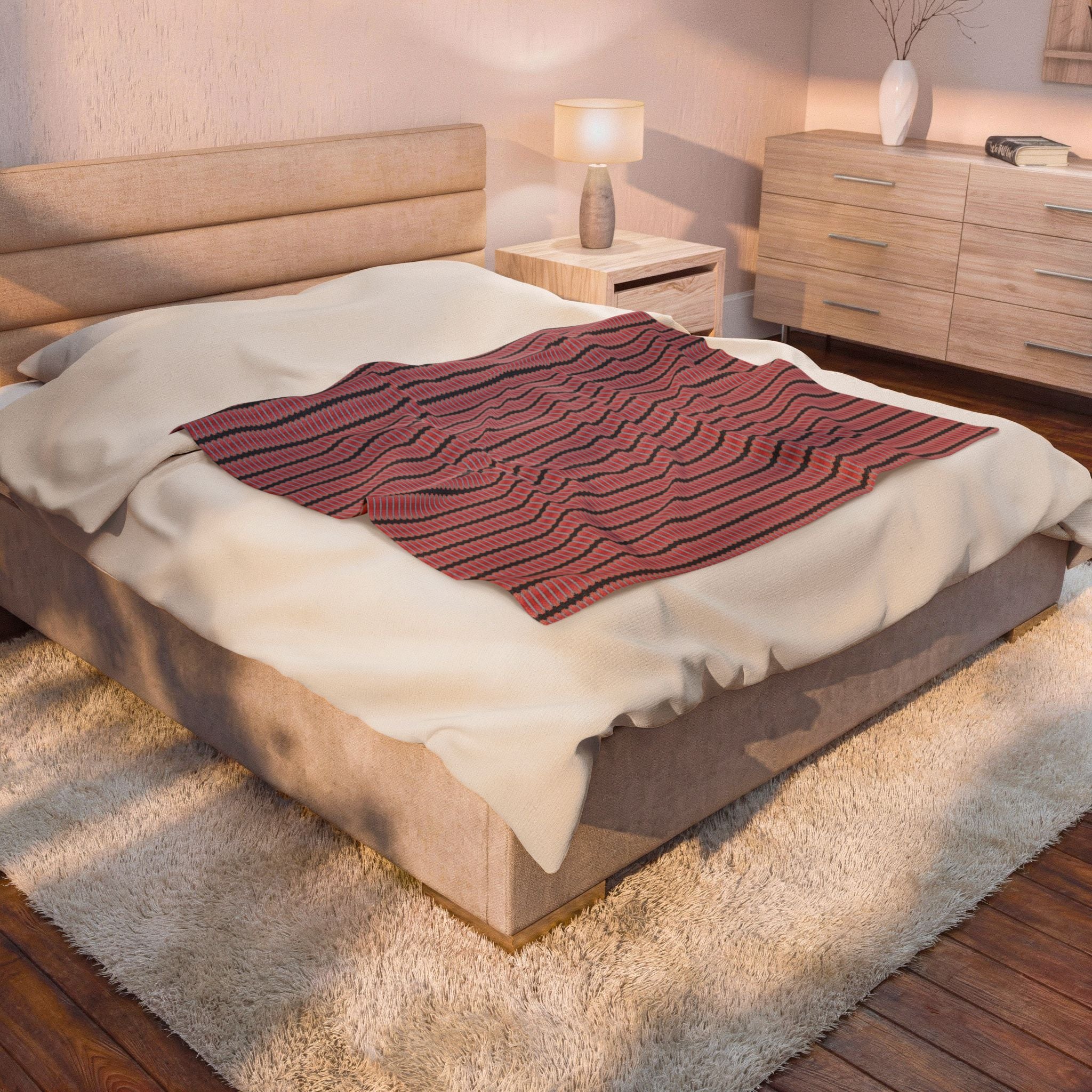 "The Nike of Samothrace" Striped Pink Velveteen Plush Blanket – Cozy Modern Throw